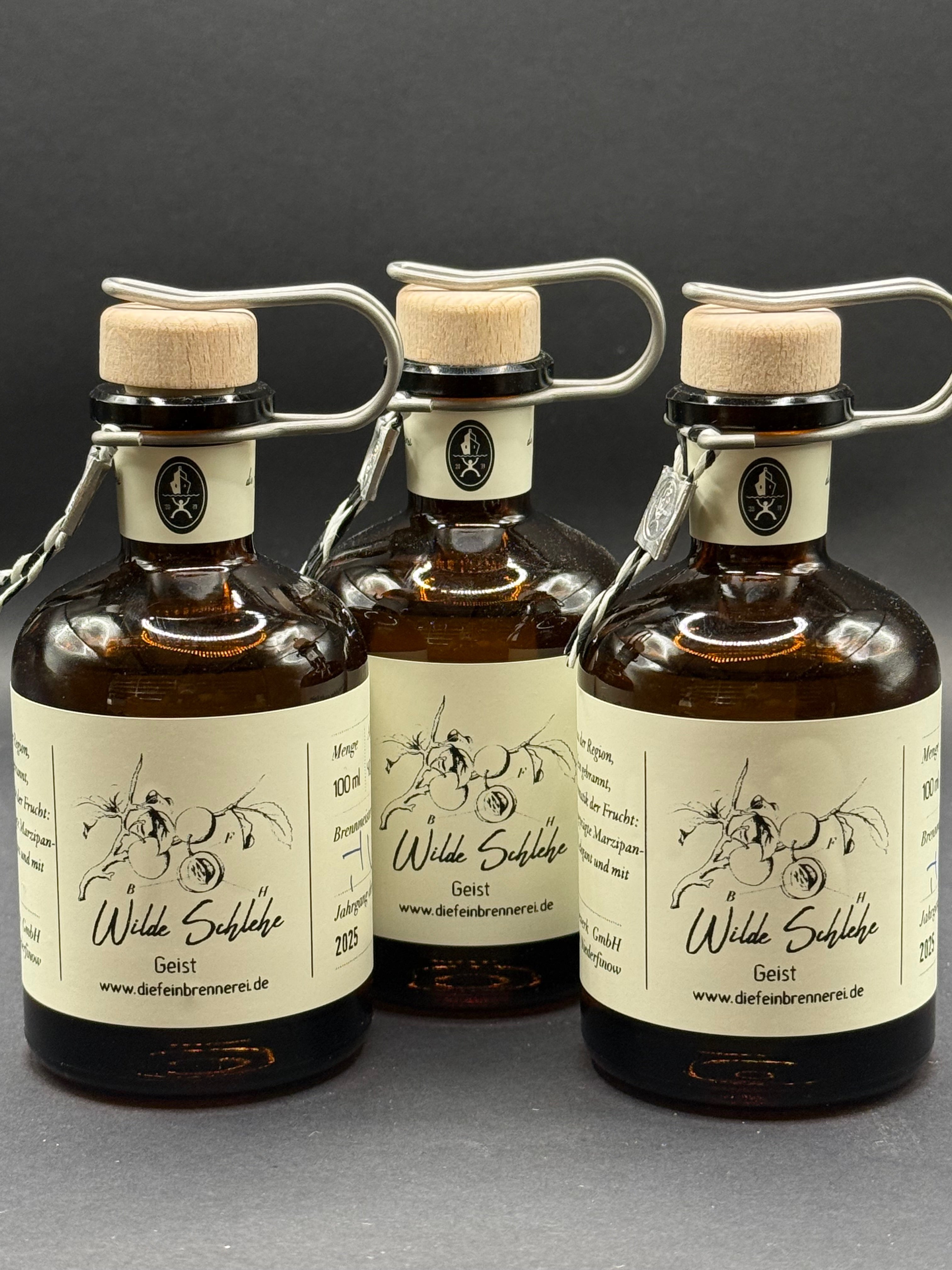 Sour cherry liqueur (certified organic)