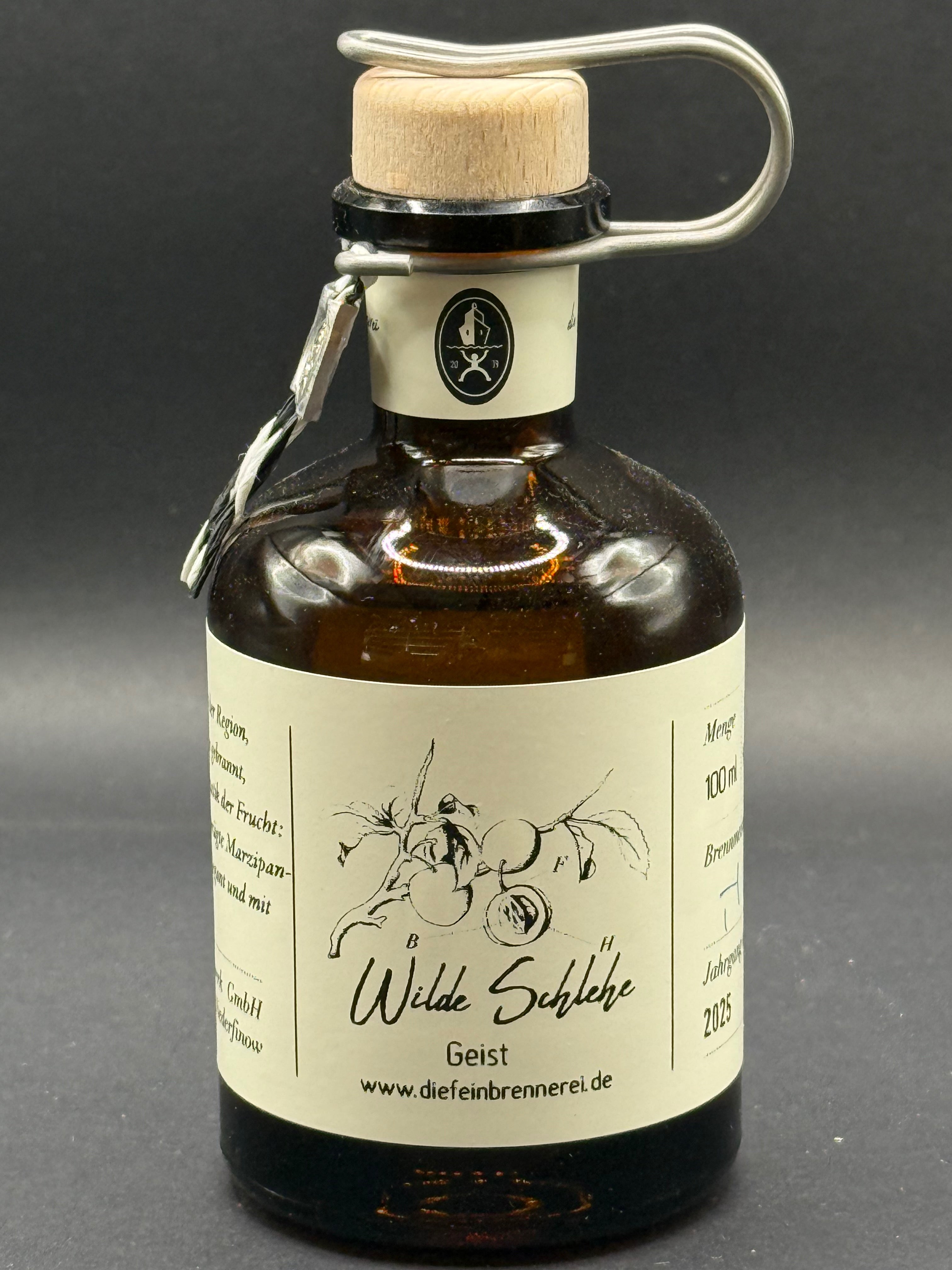 Sour cherry liqueur (certified organic)
